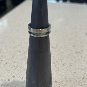 Classic simple stainless steel ring